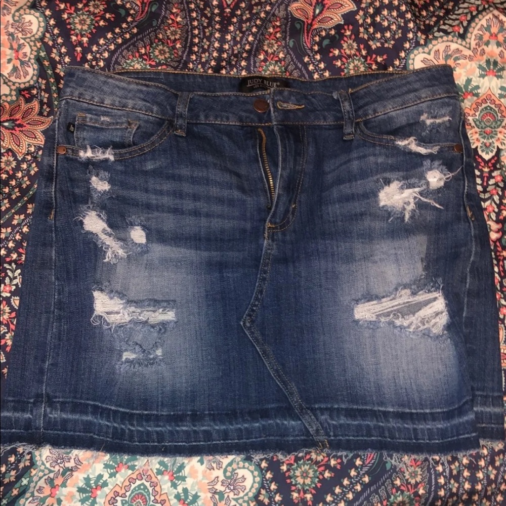 Denim skirt